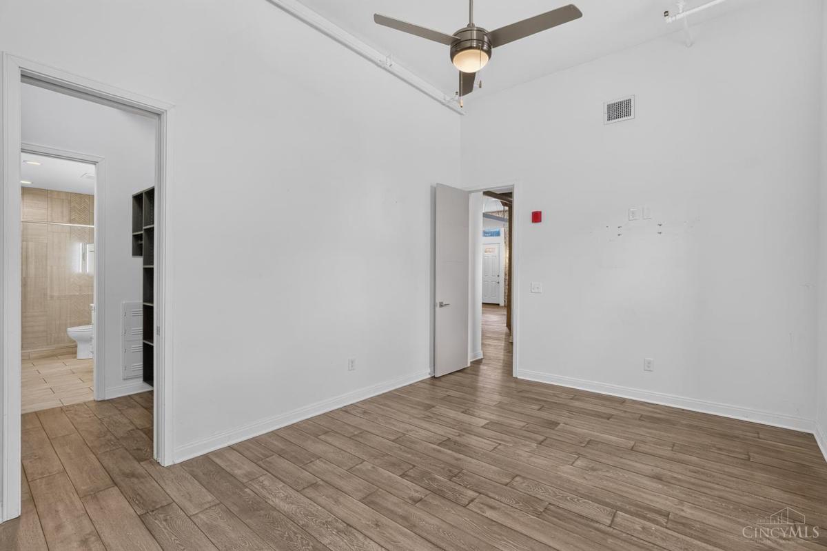 813 Broadway Street #101 - 4