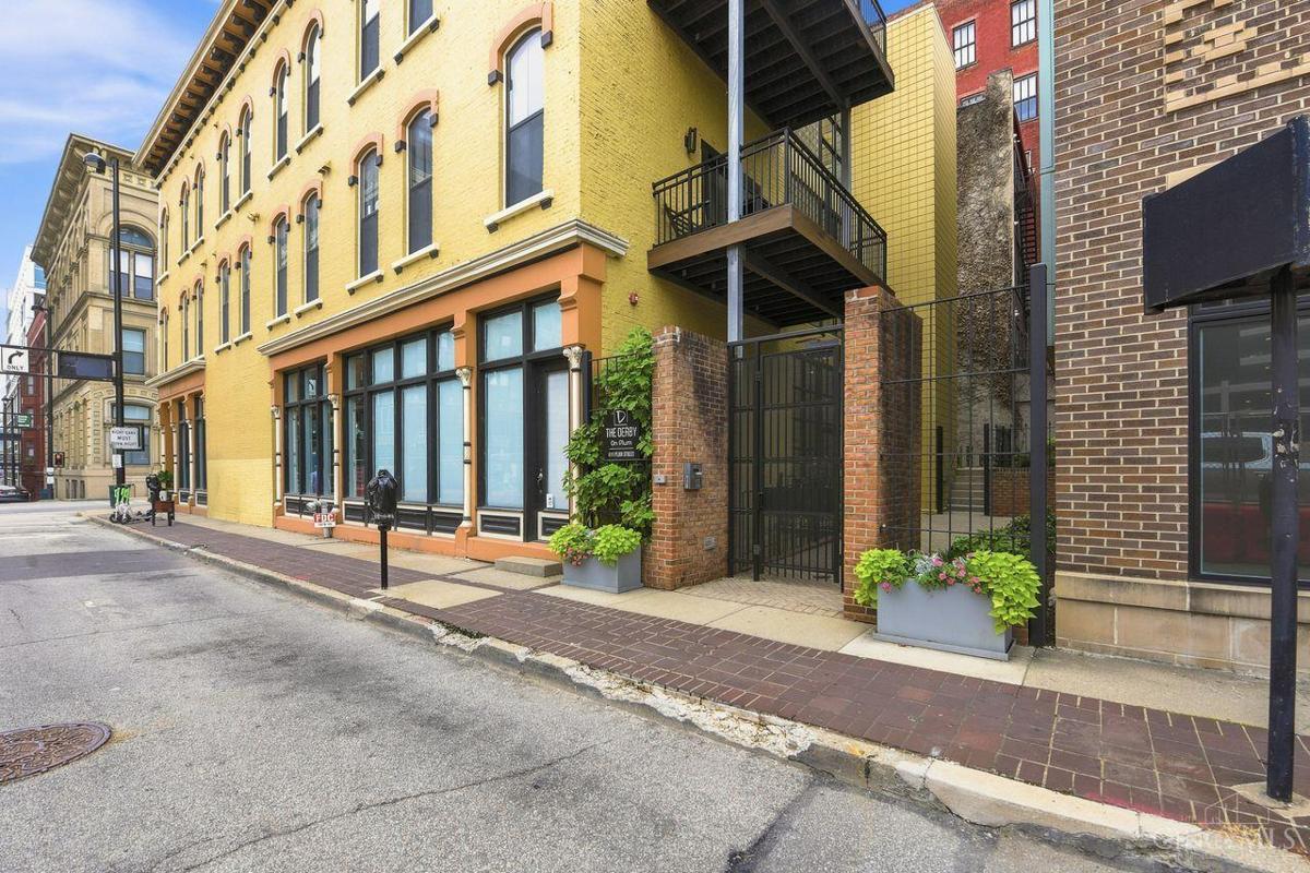 411 Plum Street #203 - 5