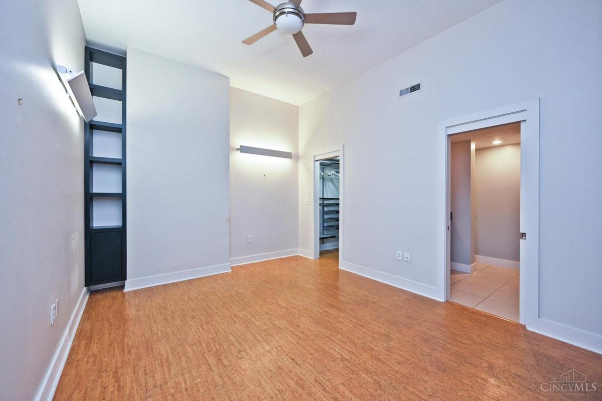 15 W Fourth Street #401 - 3