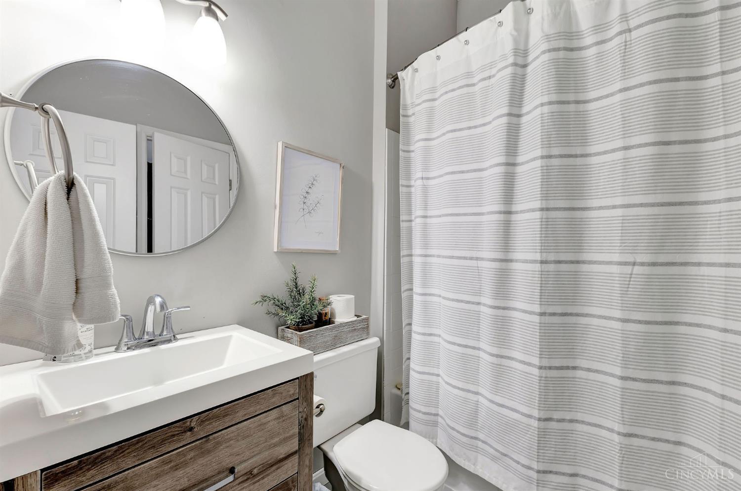 1012 John Street - 3