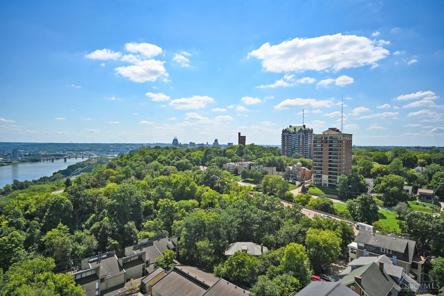 2200 Victory Parkway #1907 - Main