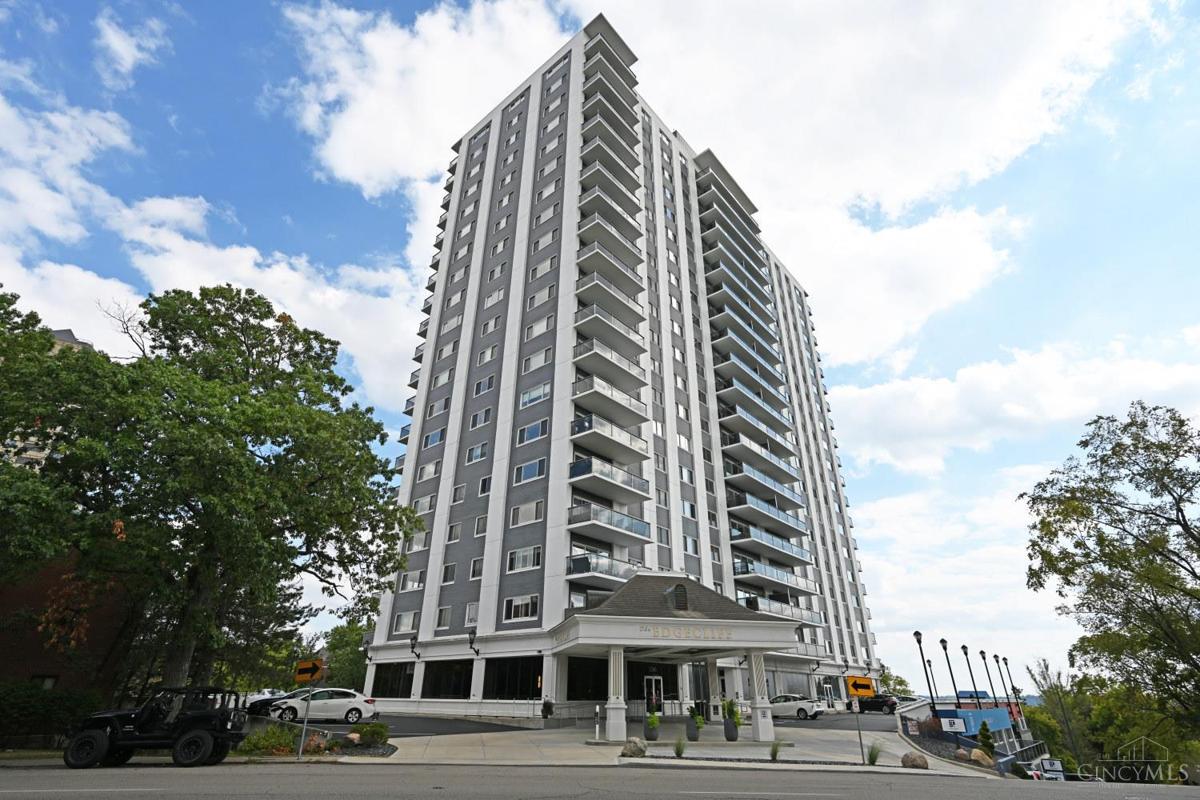 2200 Victory Parkway #1907 - 2