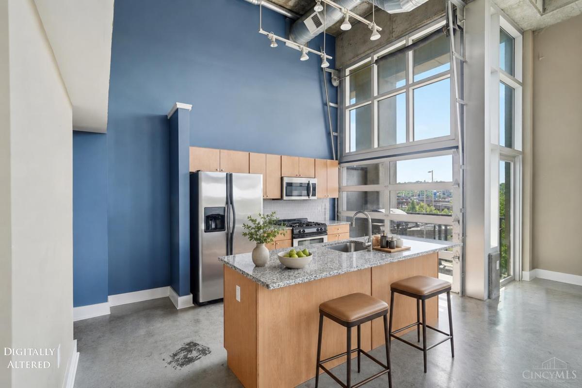 353 W Fourth Street #401 - 3