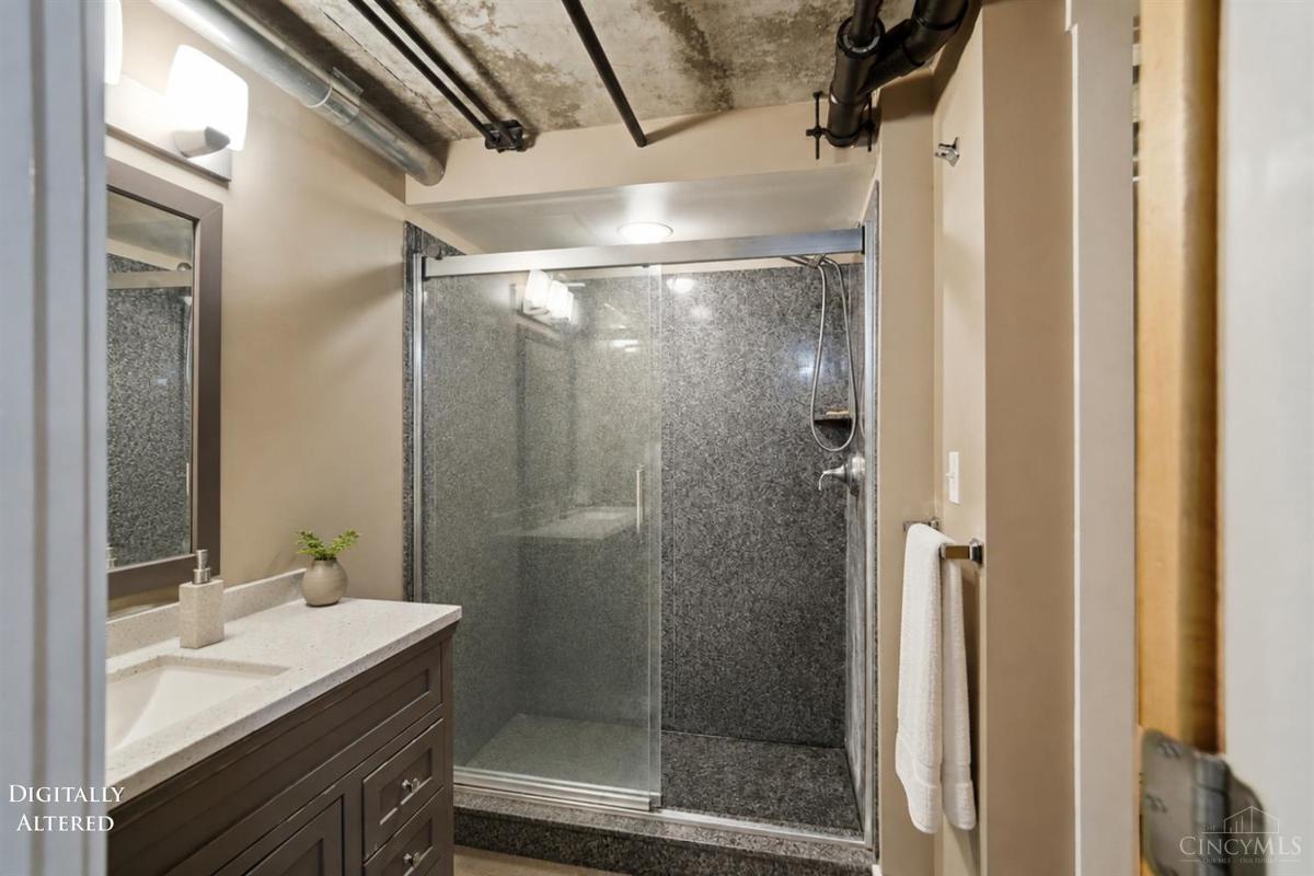353 W Fourth Street #401 - 2