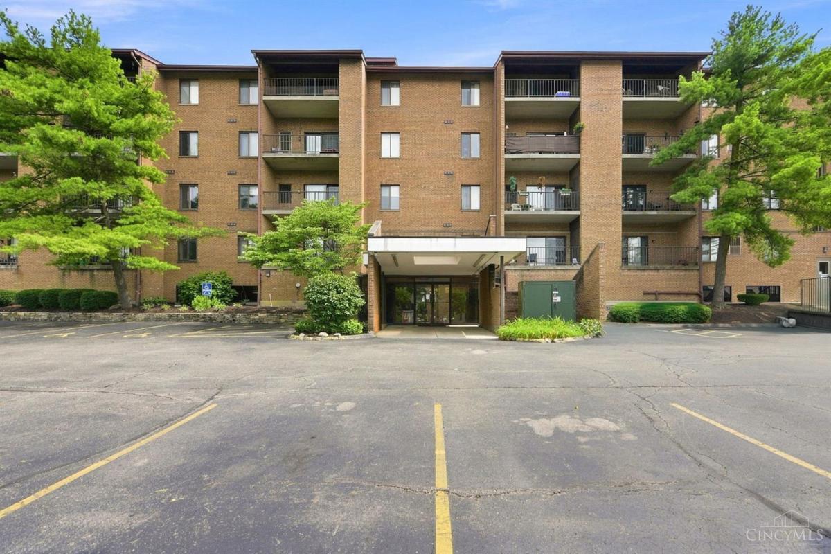 3004 Glenmore Avenue #311 - 4