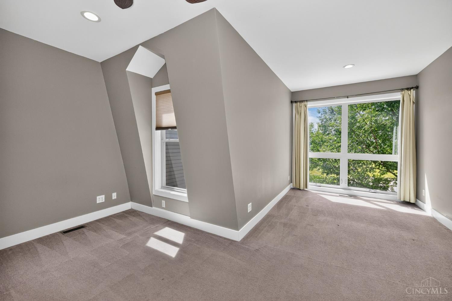 438 Northern Avenue - Main