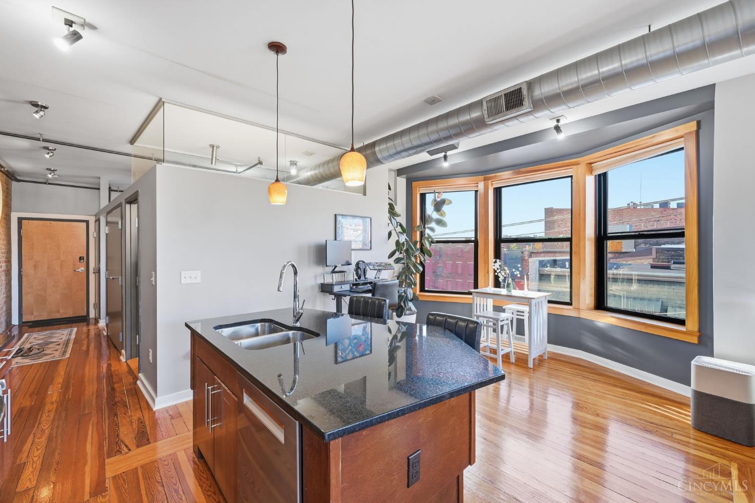1237 Vine Street #5 - Main