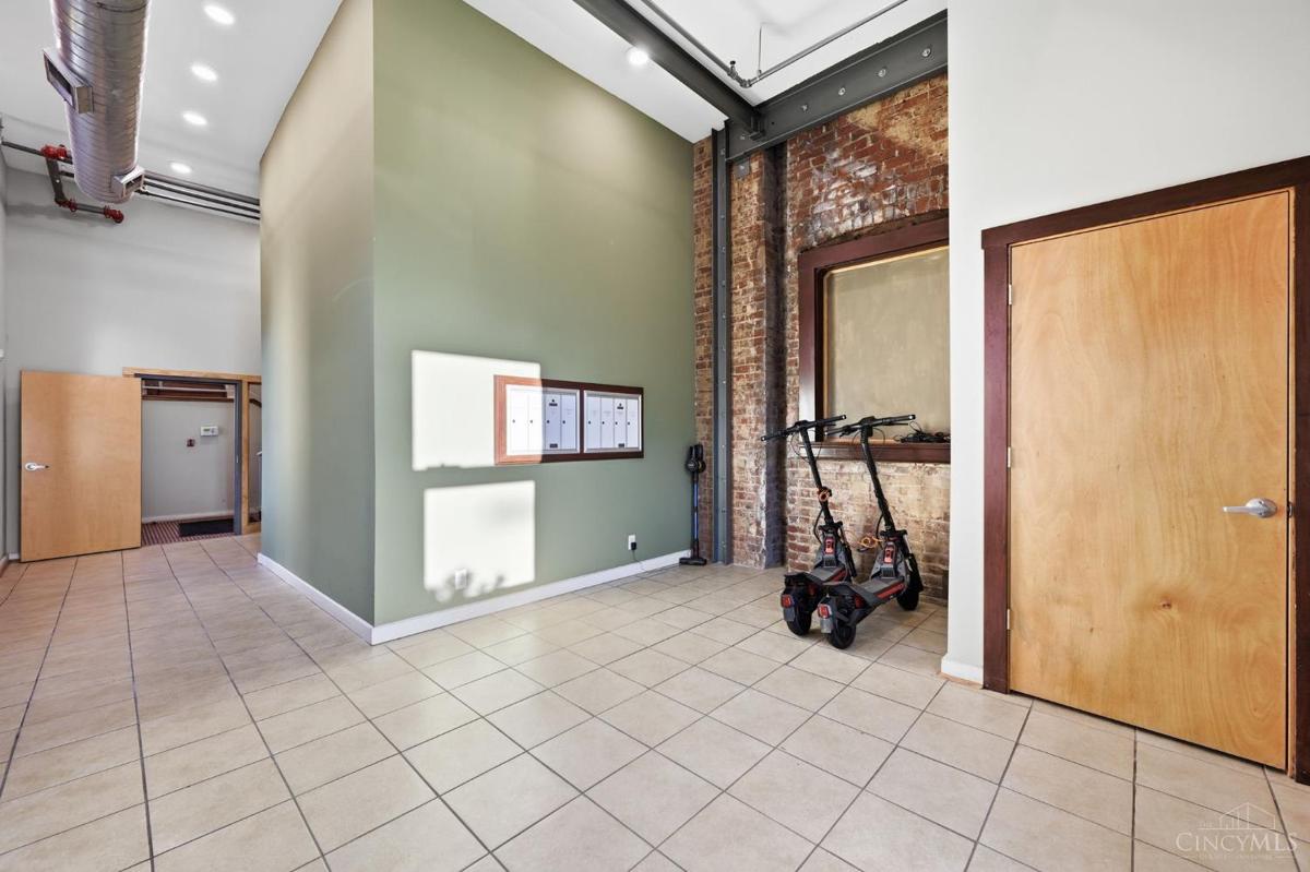 1237 Vine Street #5 - 2