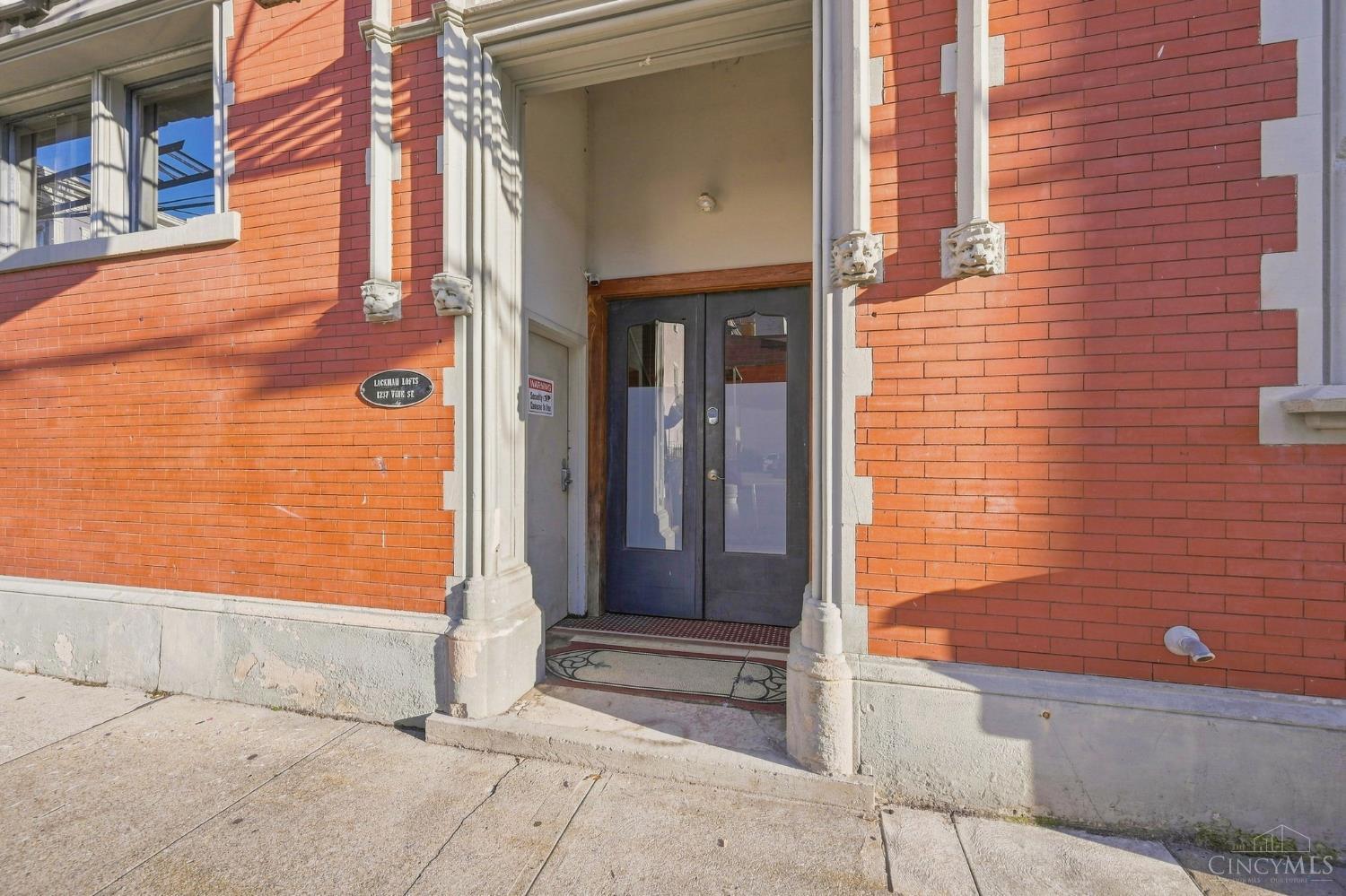 1237 Vine Street #5 - 3