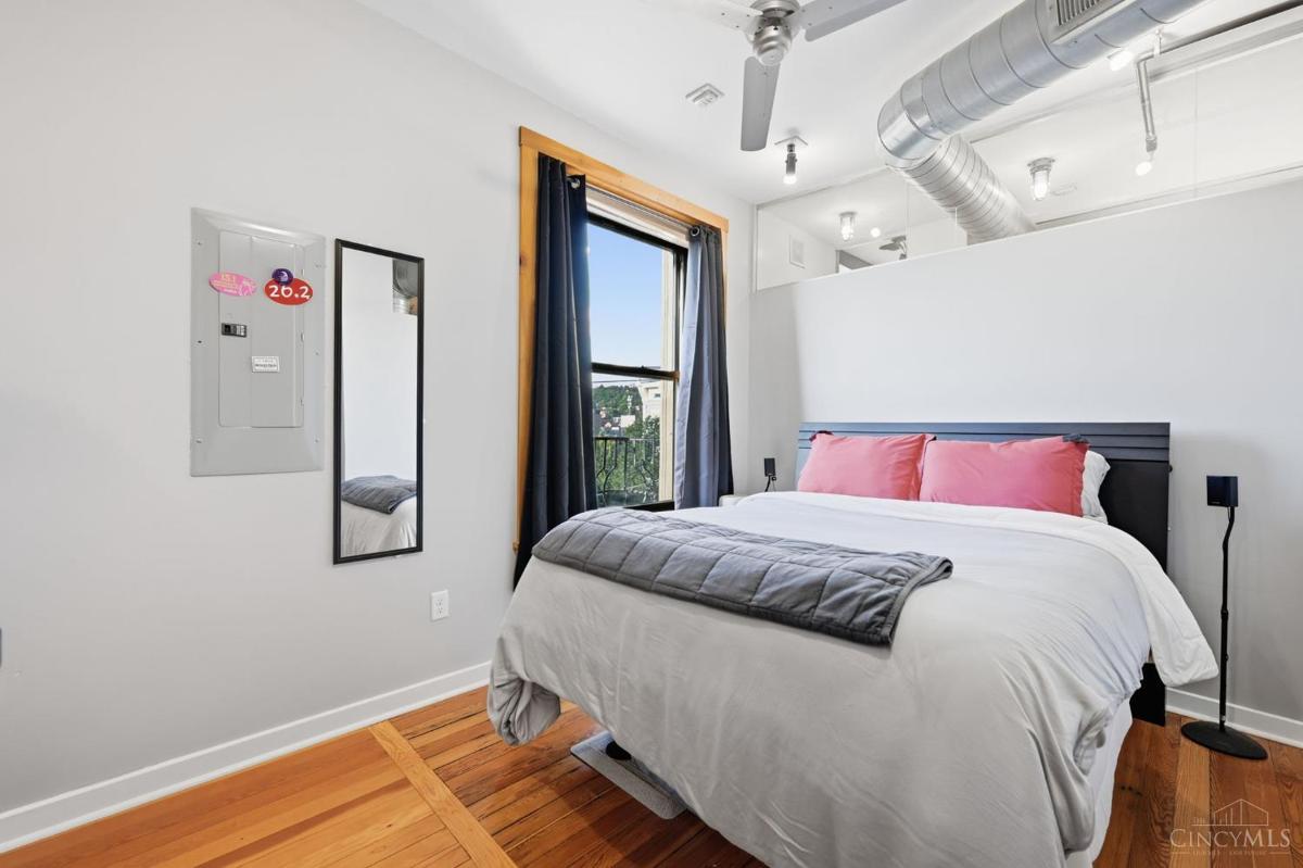 1237 Vine Street #5 - 4