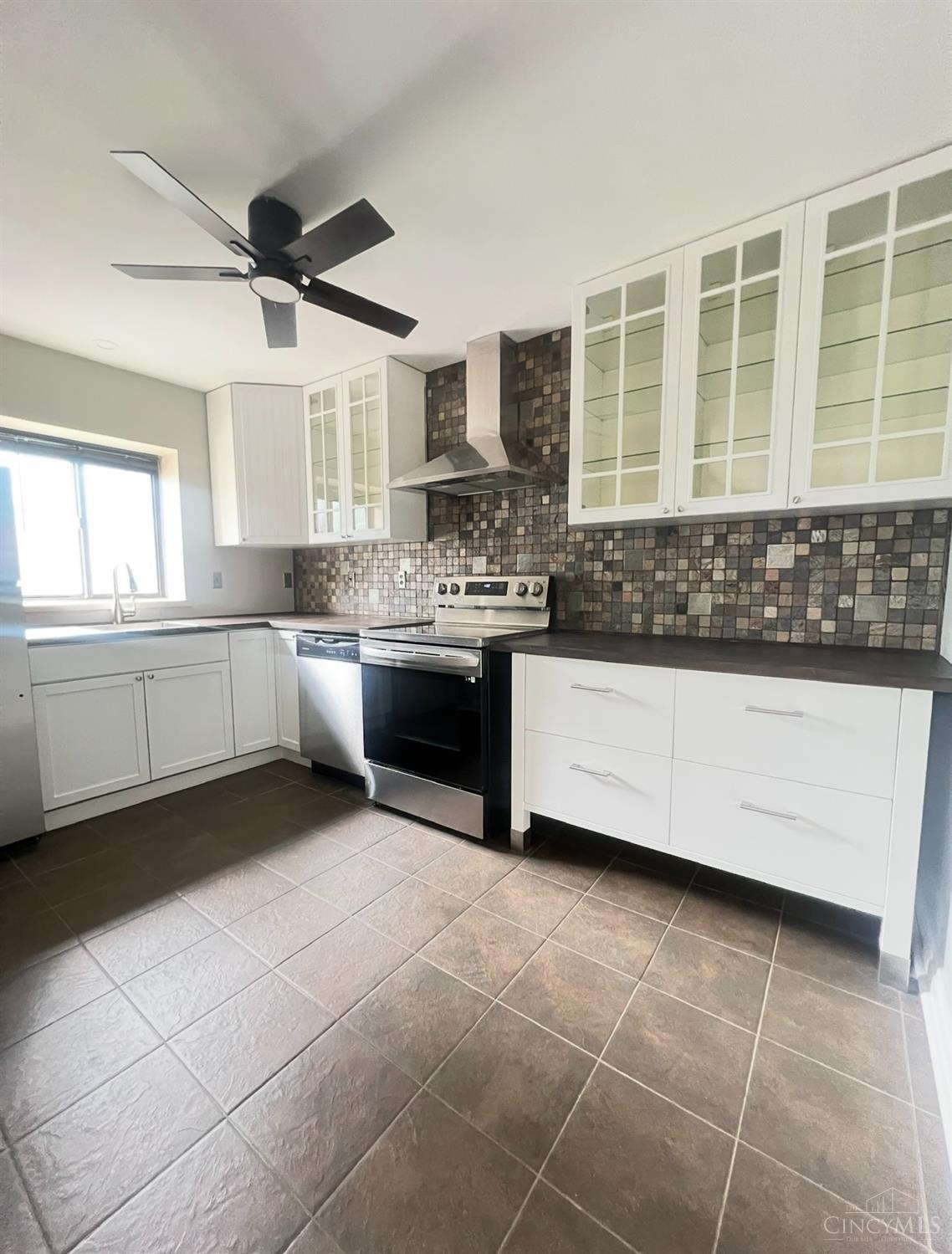 2210 Victory Parkway #B1 - 4