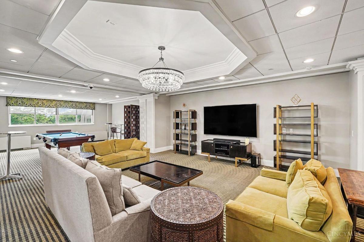 2200 Victory Parkway #1607 - 2