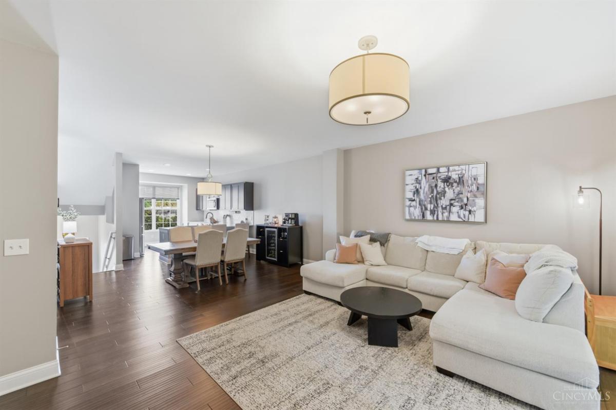 5322 Reserve Circle #23 - 2