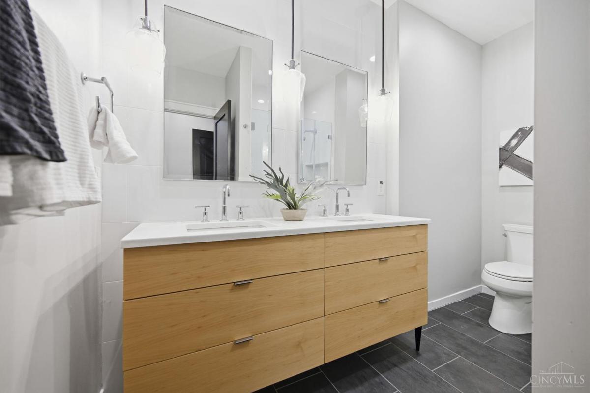 131 W Fifteenth Street #1B - 4