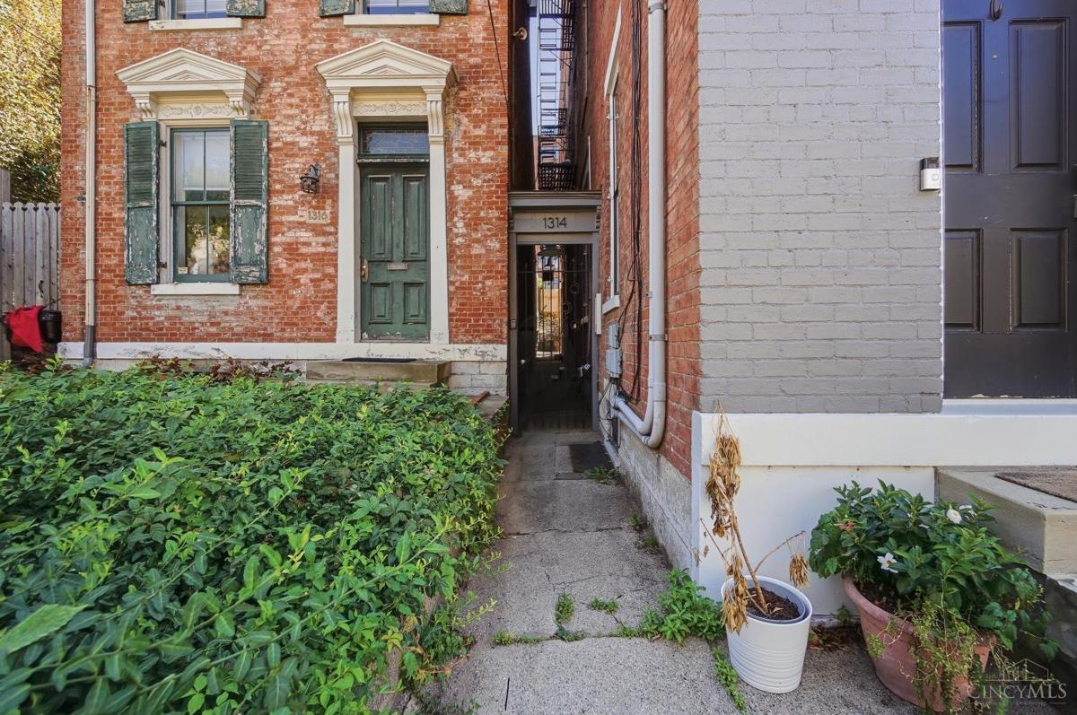 1314 Spring Street #4 - 5