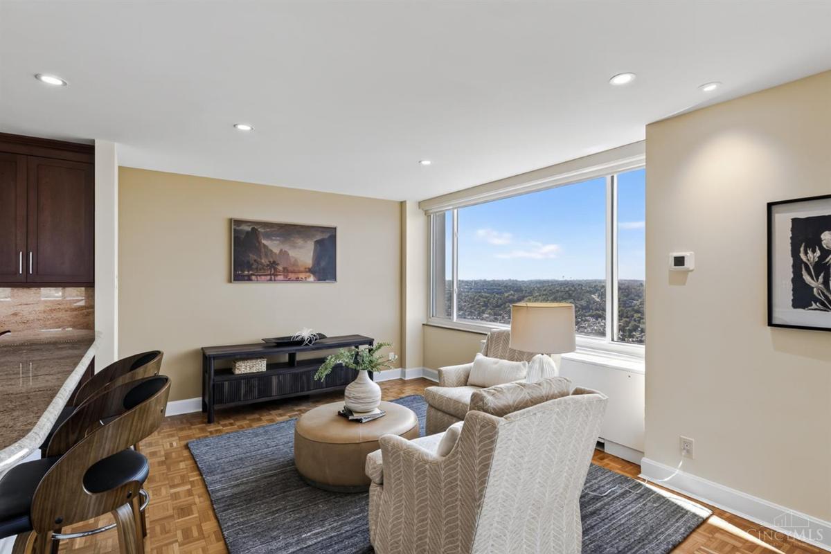 2401 Ingleside Avenue #11C - 2