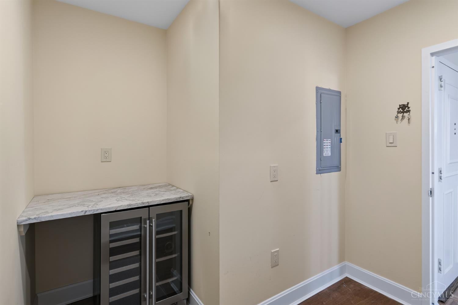 2401 Ingleside Avenue #11C - 5