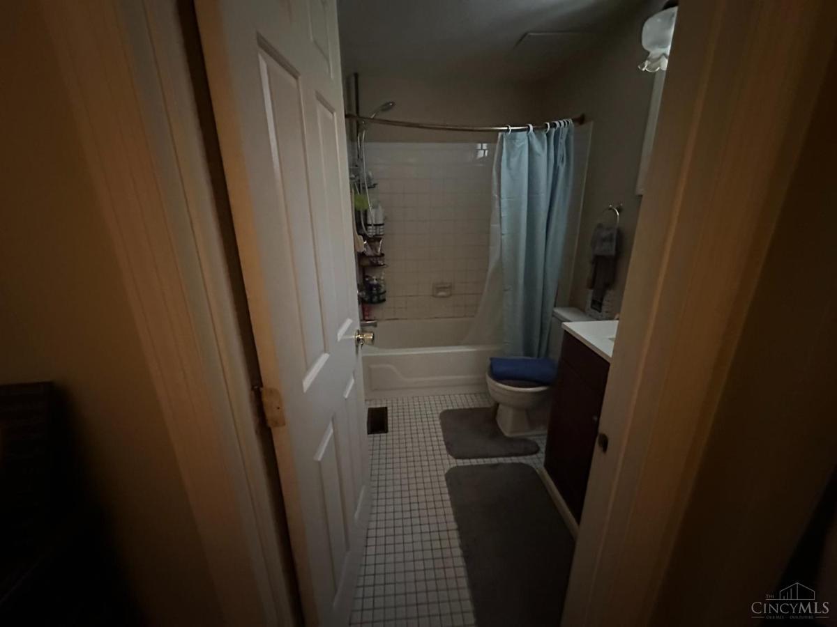 4812 Glenway Avenue #11 - 4