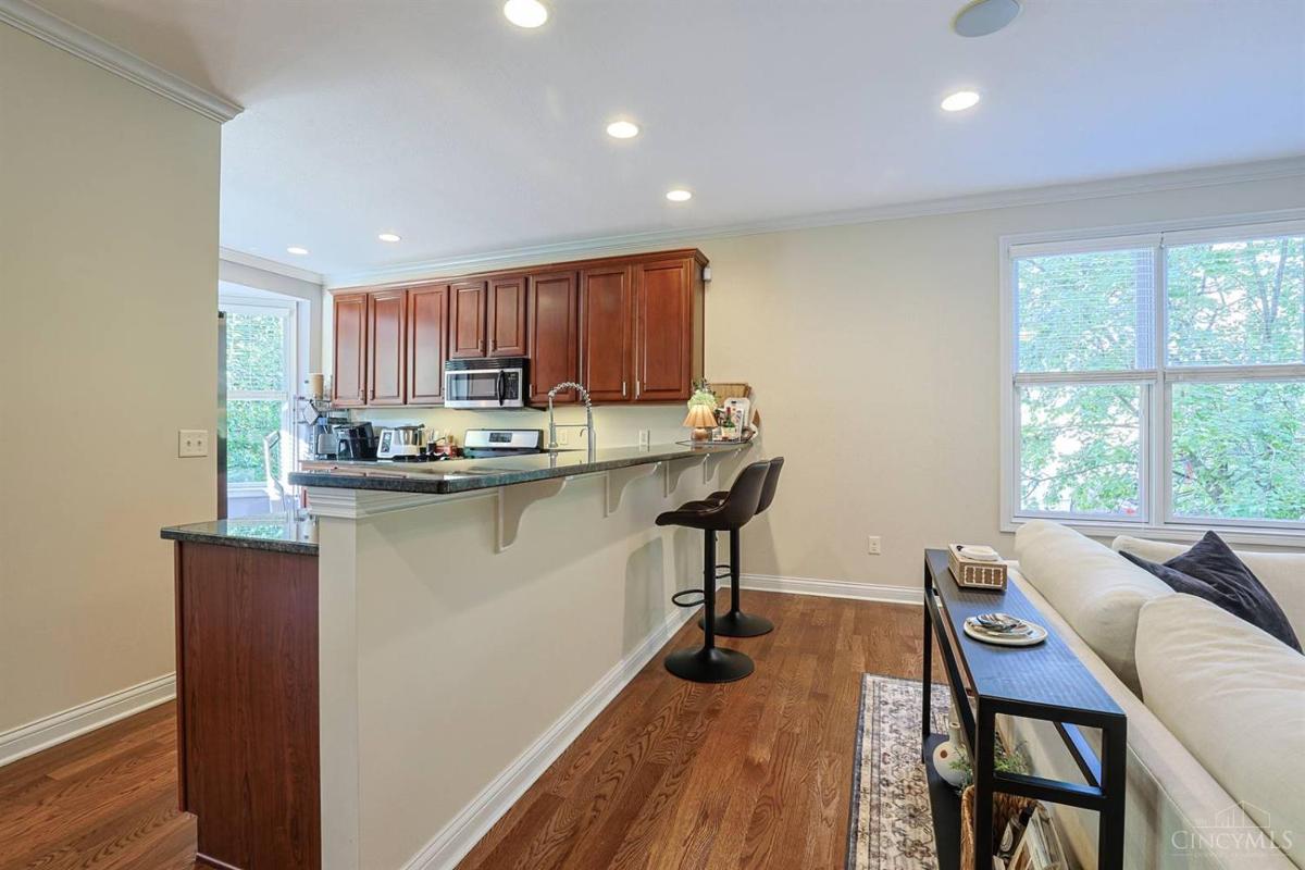 960 Volterra Lane #6 - 5