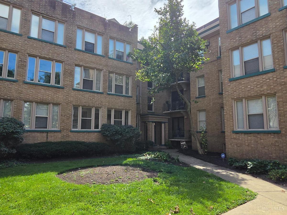 3896 Reading Road #P - 5