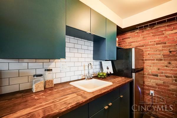 413 Milton Street #1 - 3