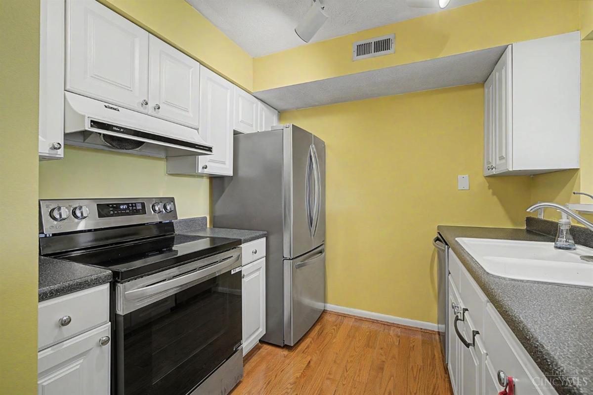 550 Tusculum Avenue #550 - 3