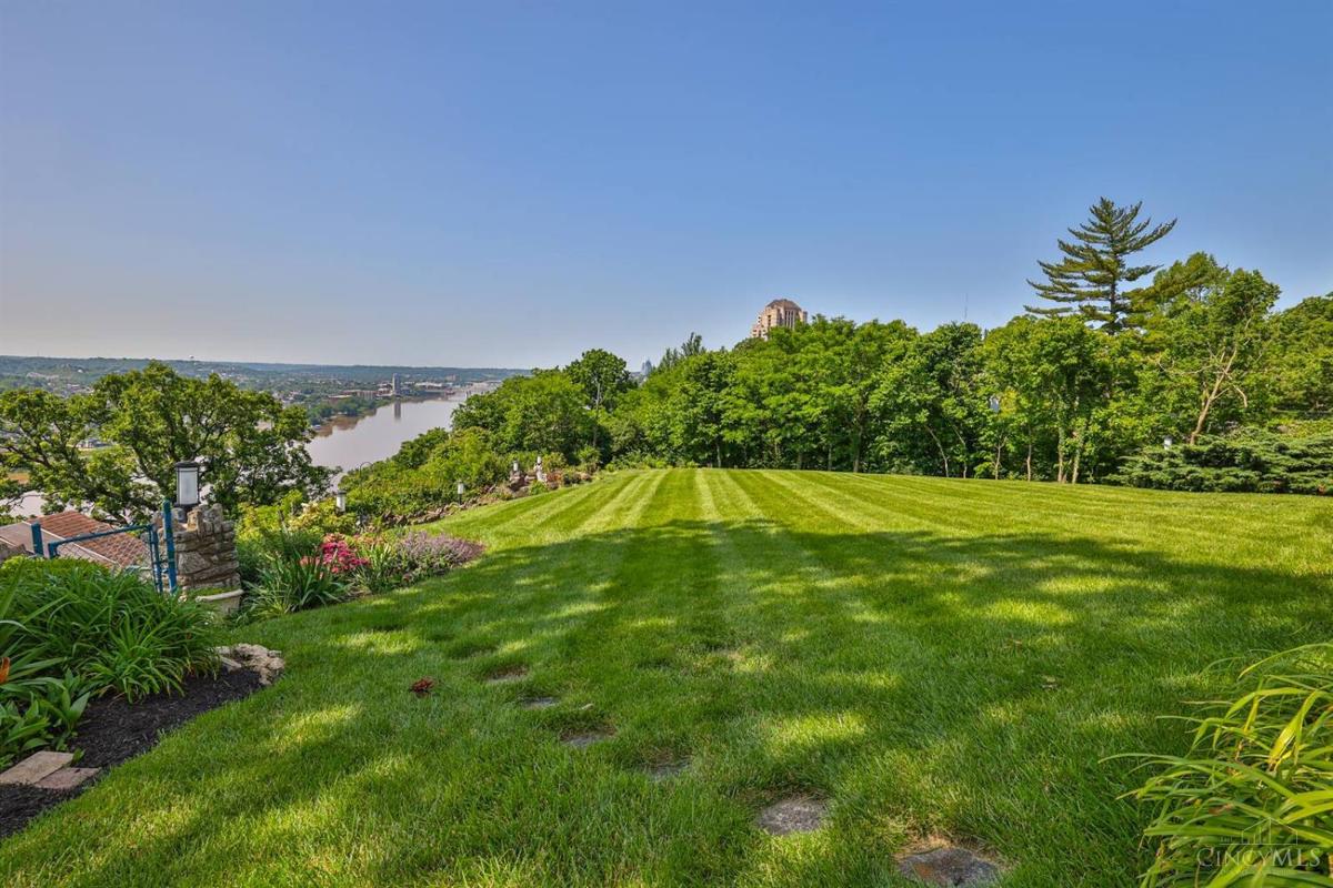2401 Ingleside Avenue #12A - 3