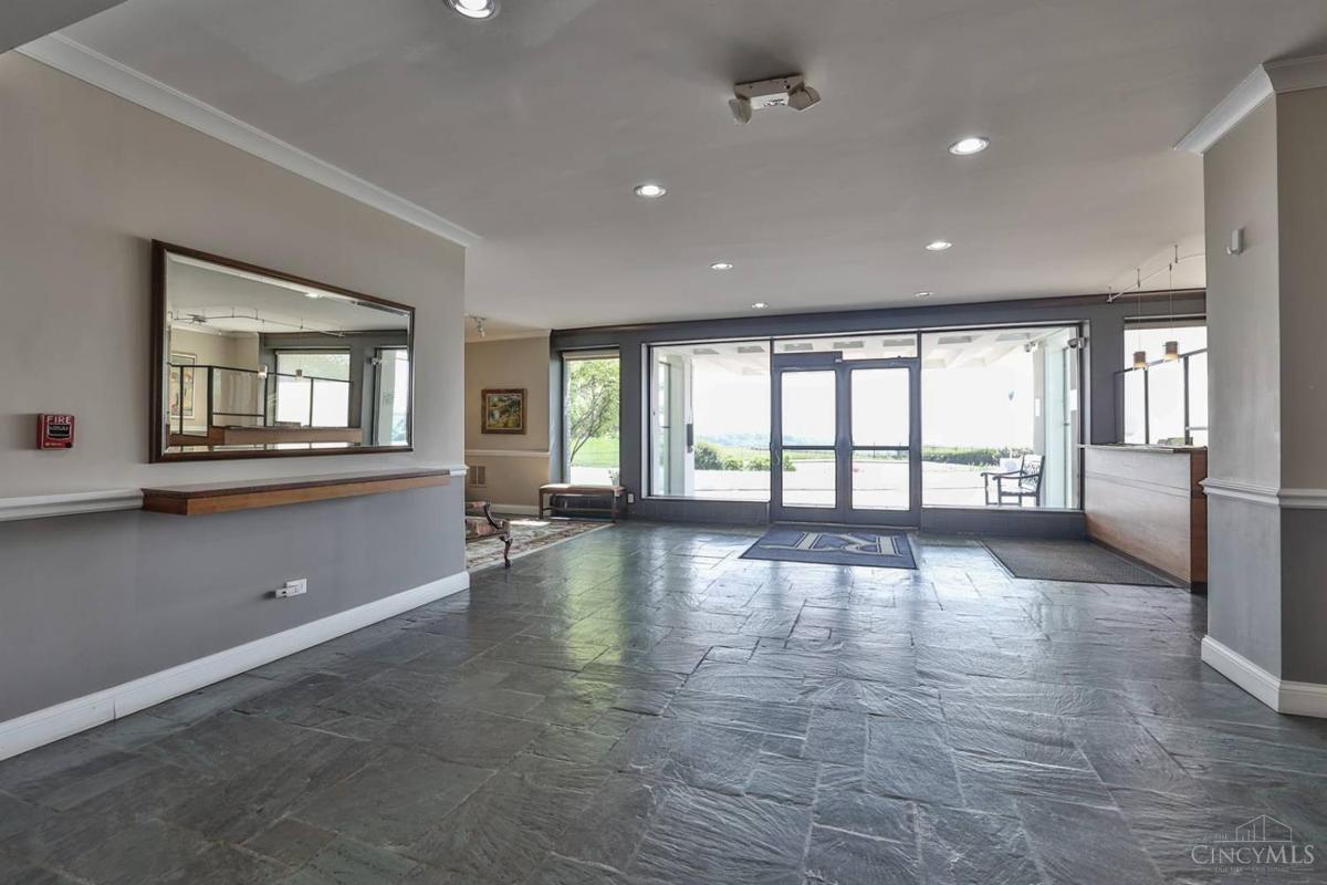 2401 Ingleside Avenue #12A - 4