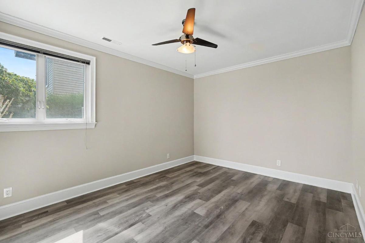 390 Grand Avenue #B - 3