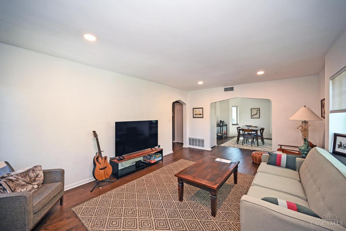 1338 Paxton Avenue #3 - 2