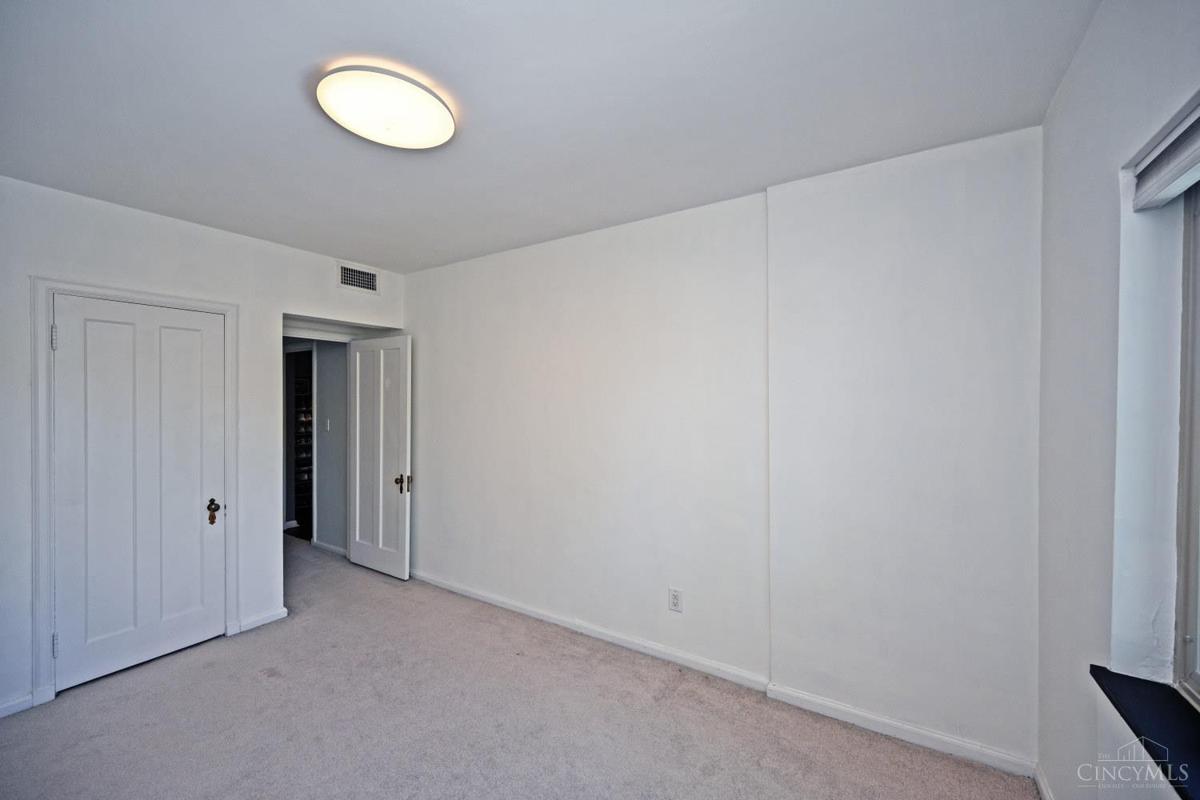 1338 Paxton Avenue #3 - 3