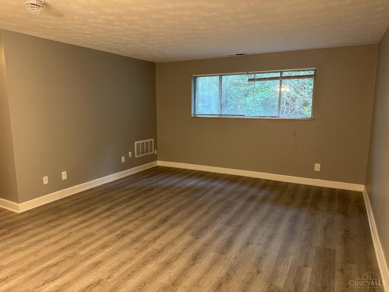 2431 Mustang Drive #15 - 2