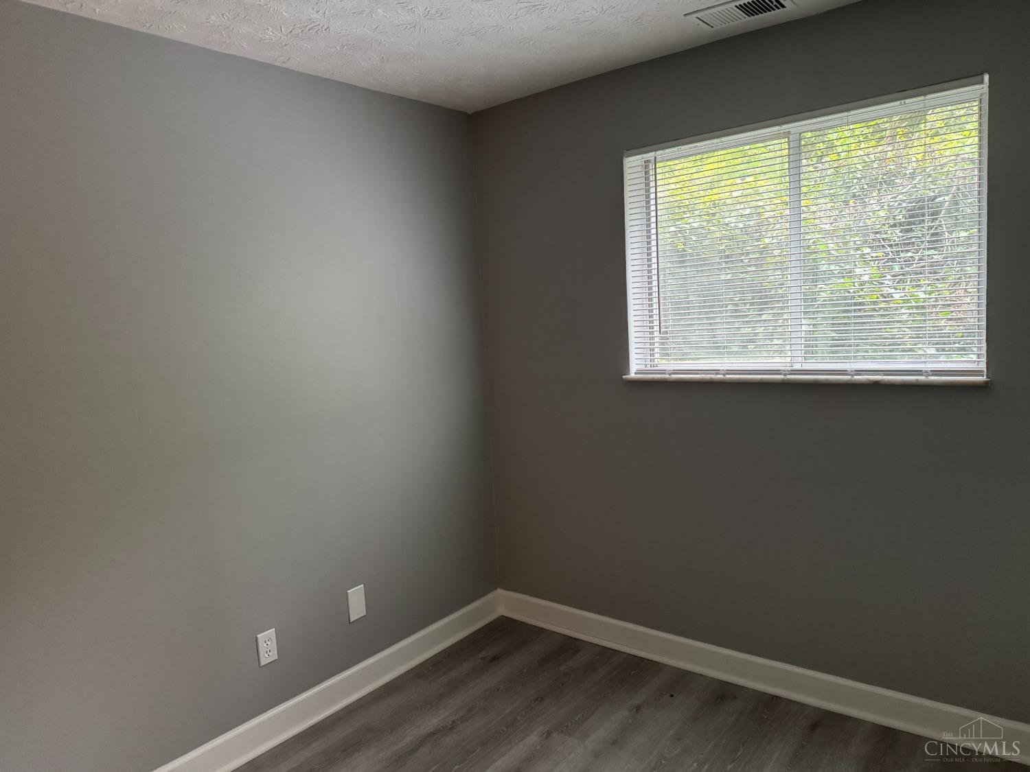2431 Mustang Drive #14 - 4