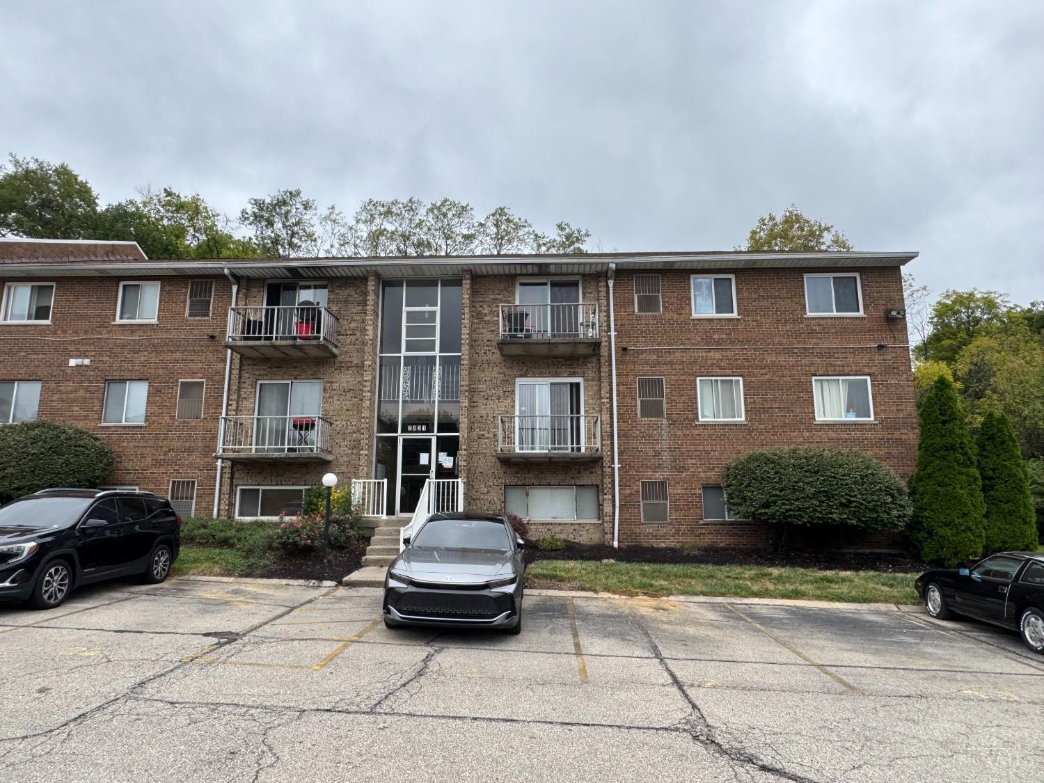 2431 Mustang Drive #16 - Main