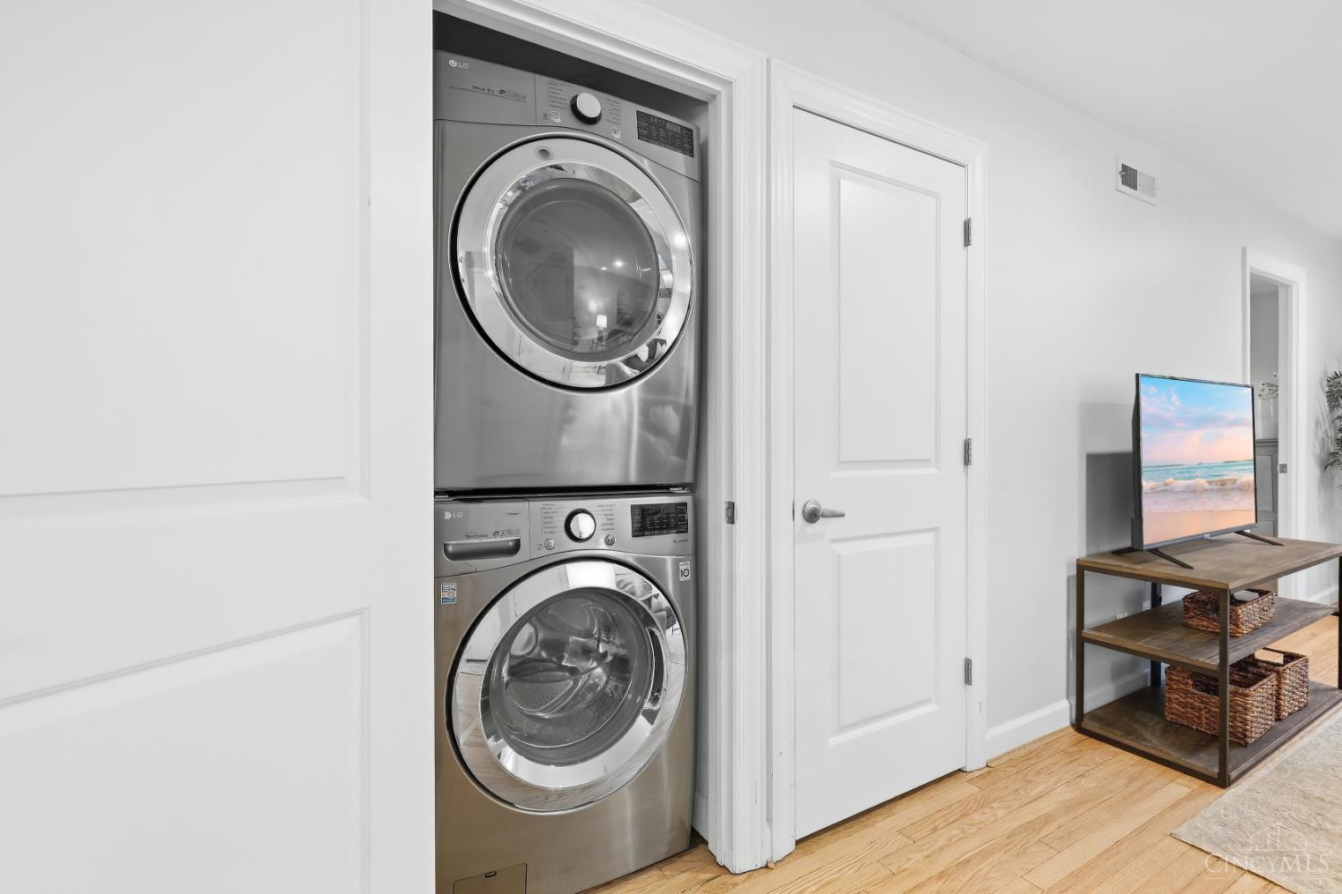 3420 Shaw Avenue #3 - Main