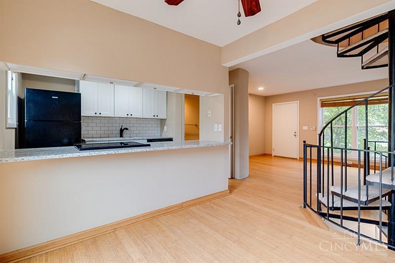 2436 Grandview Avenue - 2