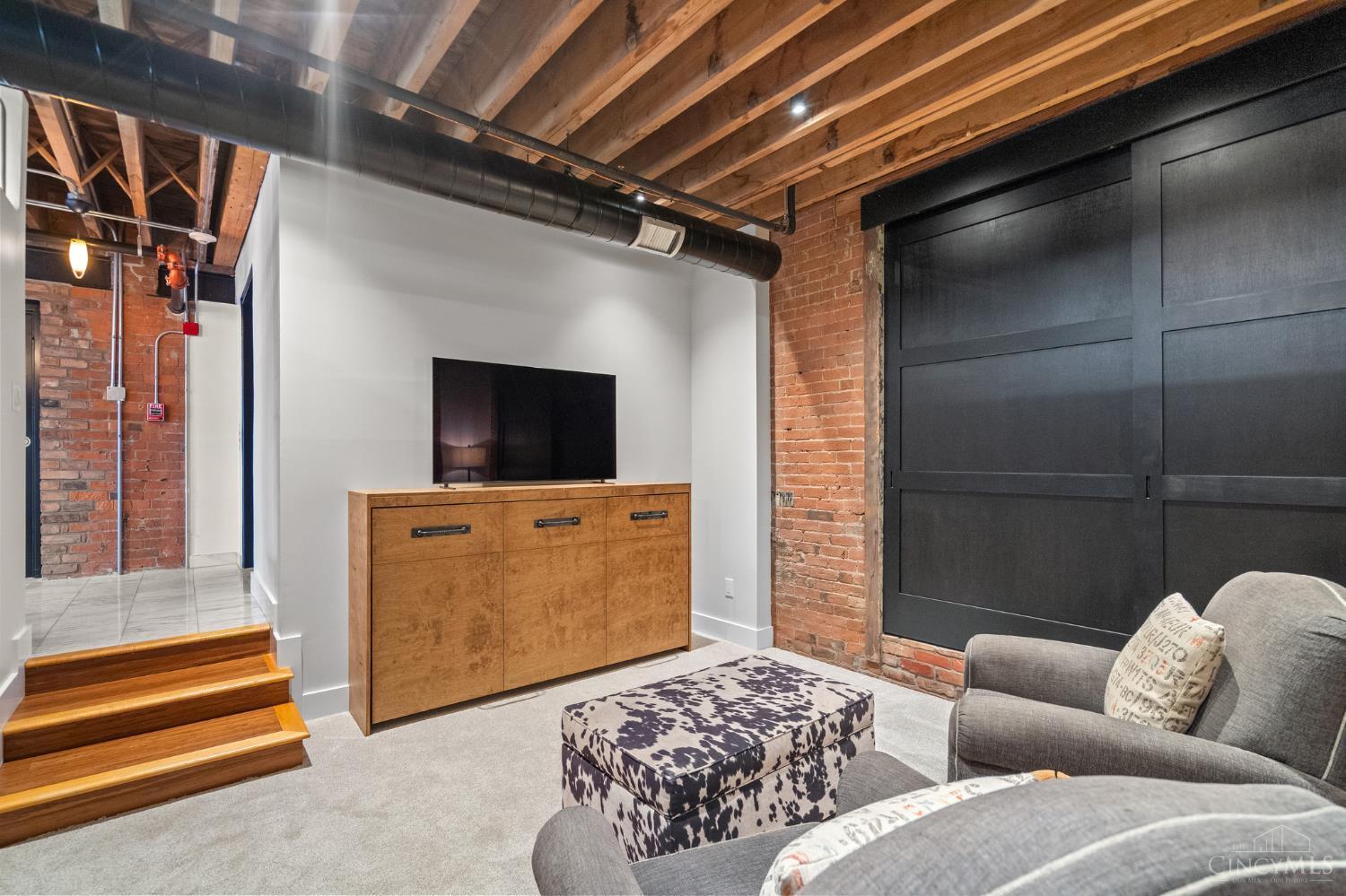 214 E Fourteenth Street #4A - 4