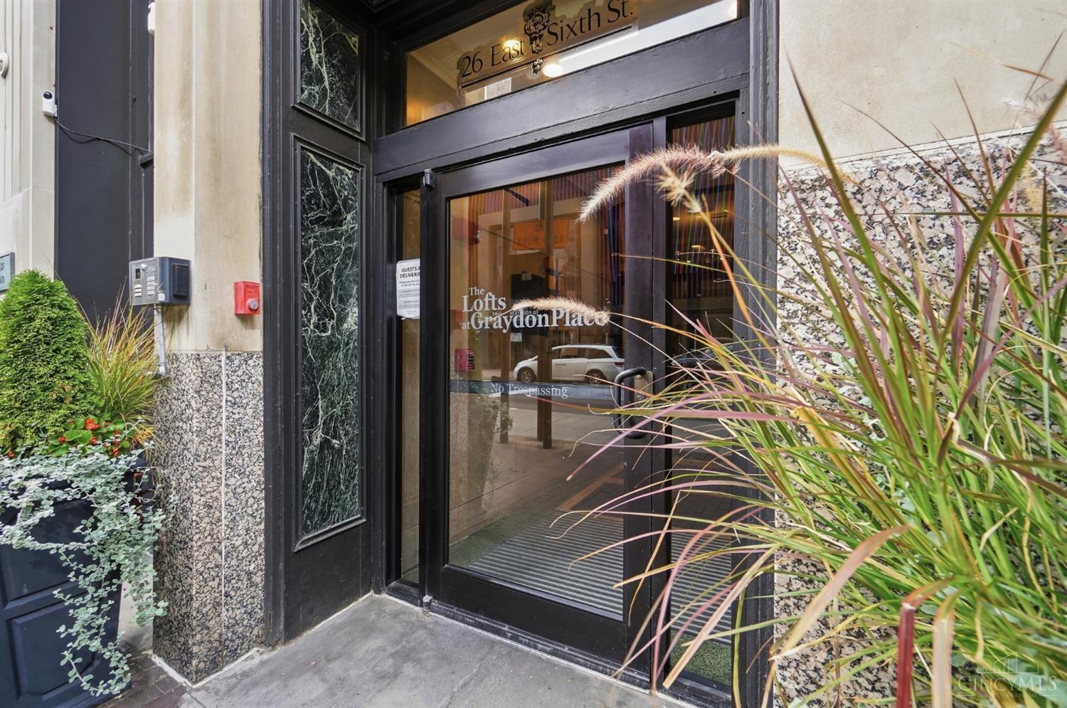 26 E 6th Street #205 - 3