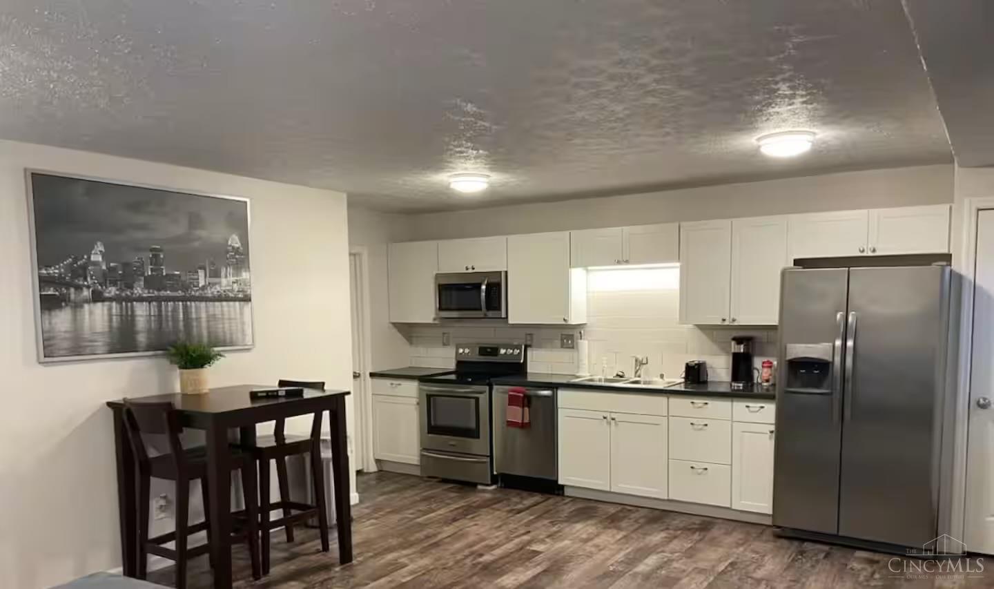 2500 Warsaw Avenue #19 - Main