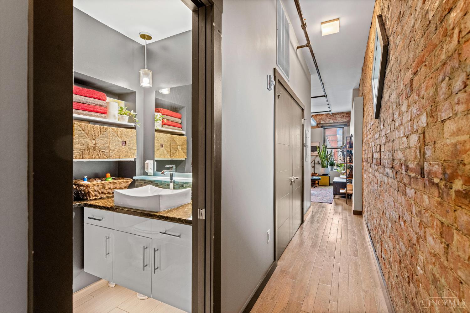 1408 Elm Street #5 - 2
