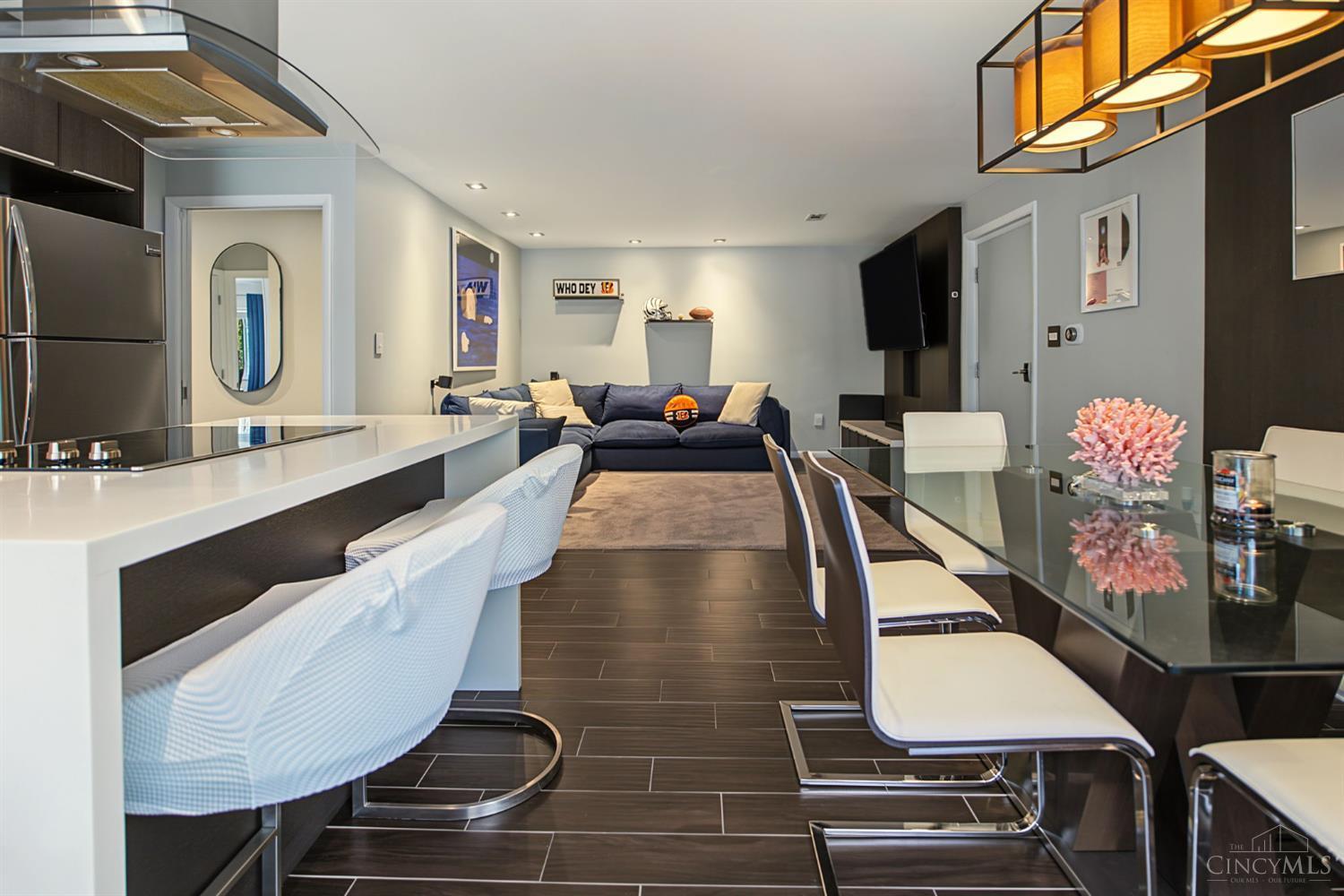 801 Delta Avenue - 3
