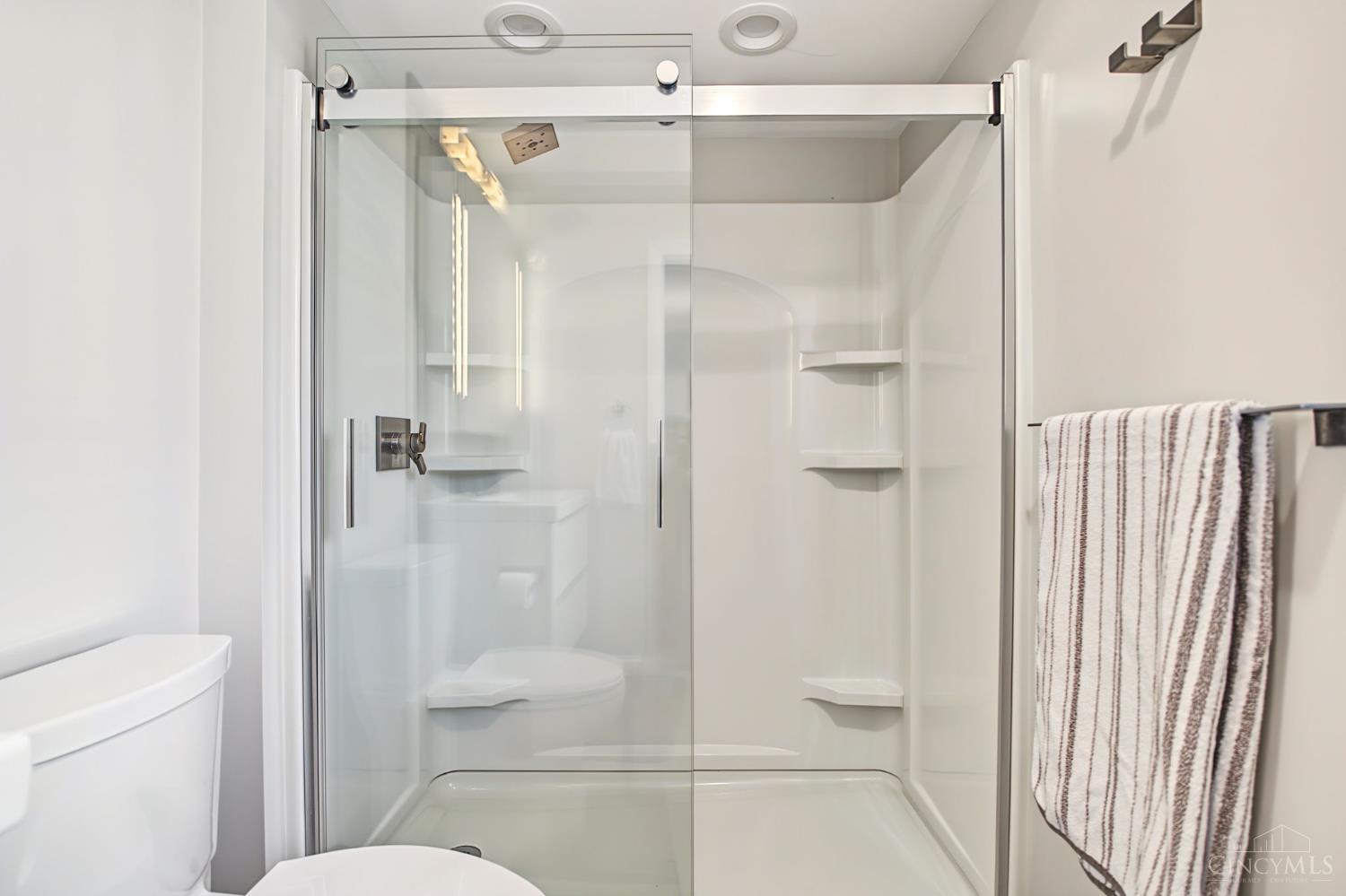 801 Delta Avenue - 5