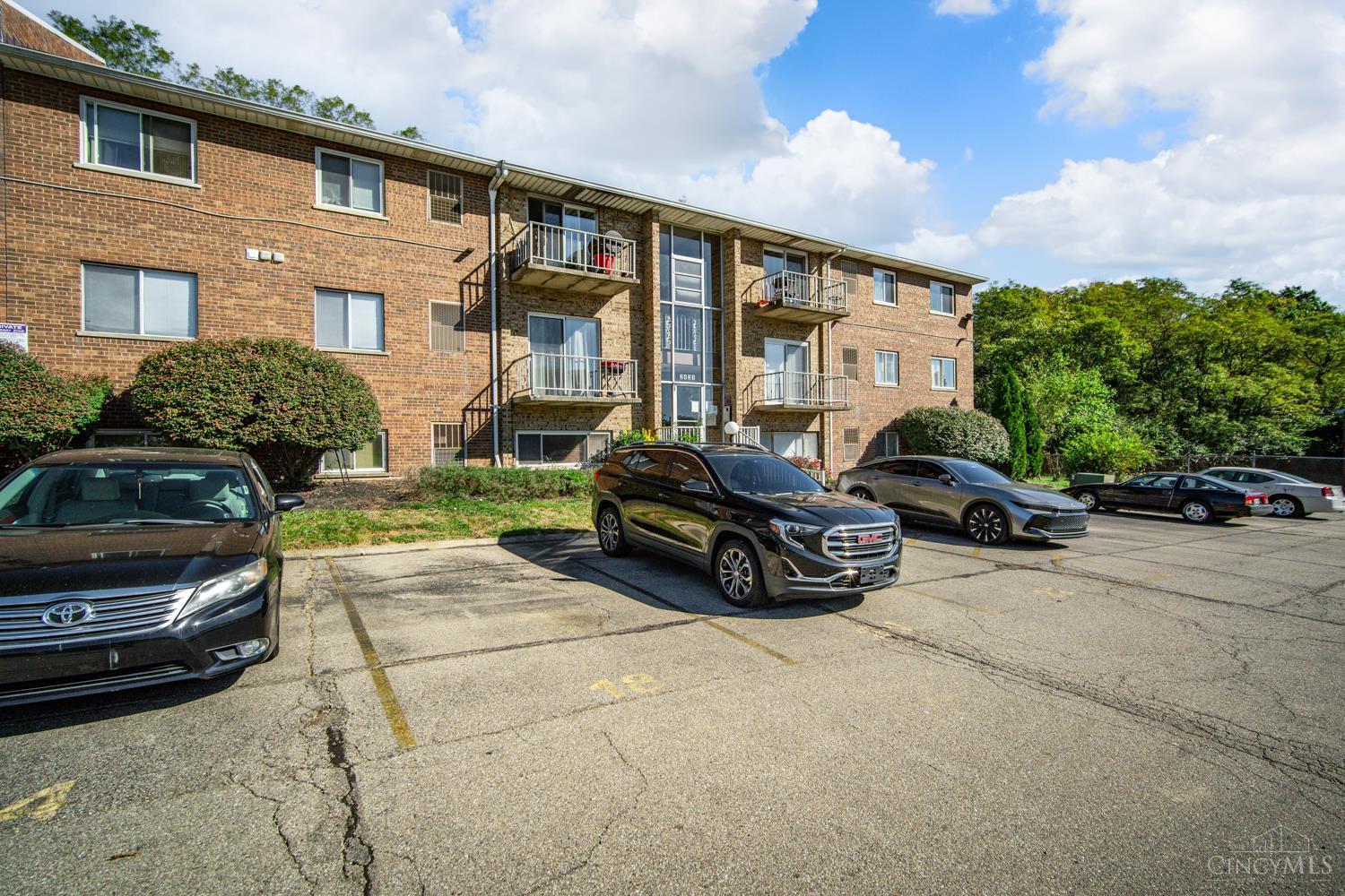 2431 Mustang Drive #16 - 3