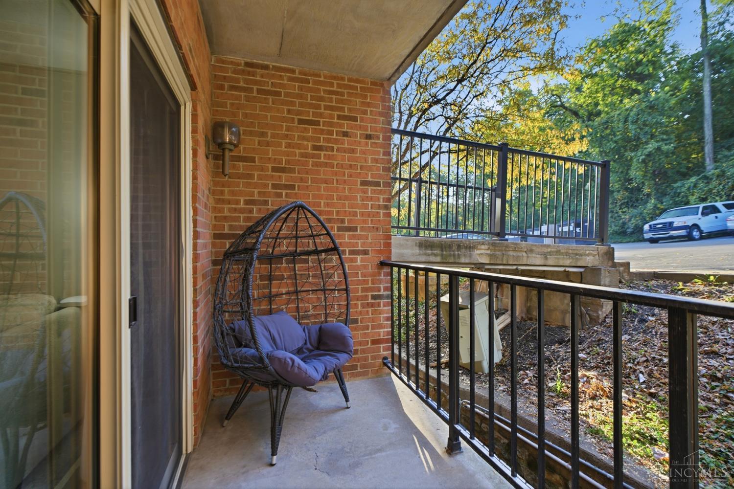 521 W Martin Luther King Drive #8 - 4