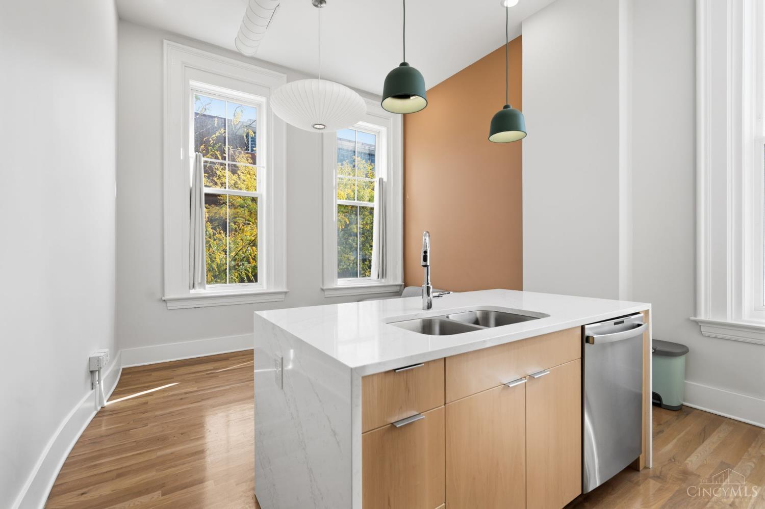 915 Vine Street #203 - 4
