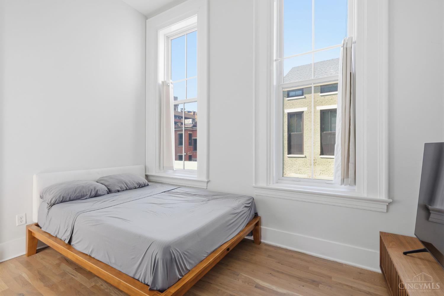 915 Vine Street #203 - 5