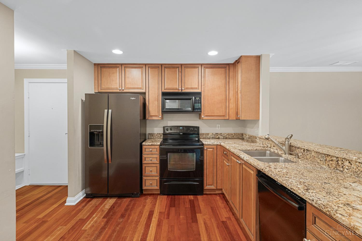 3646 Ashworth Drive #301