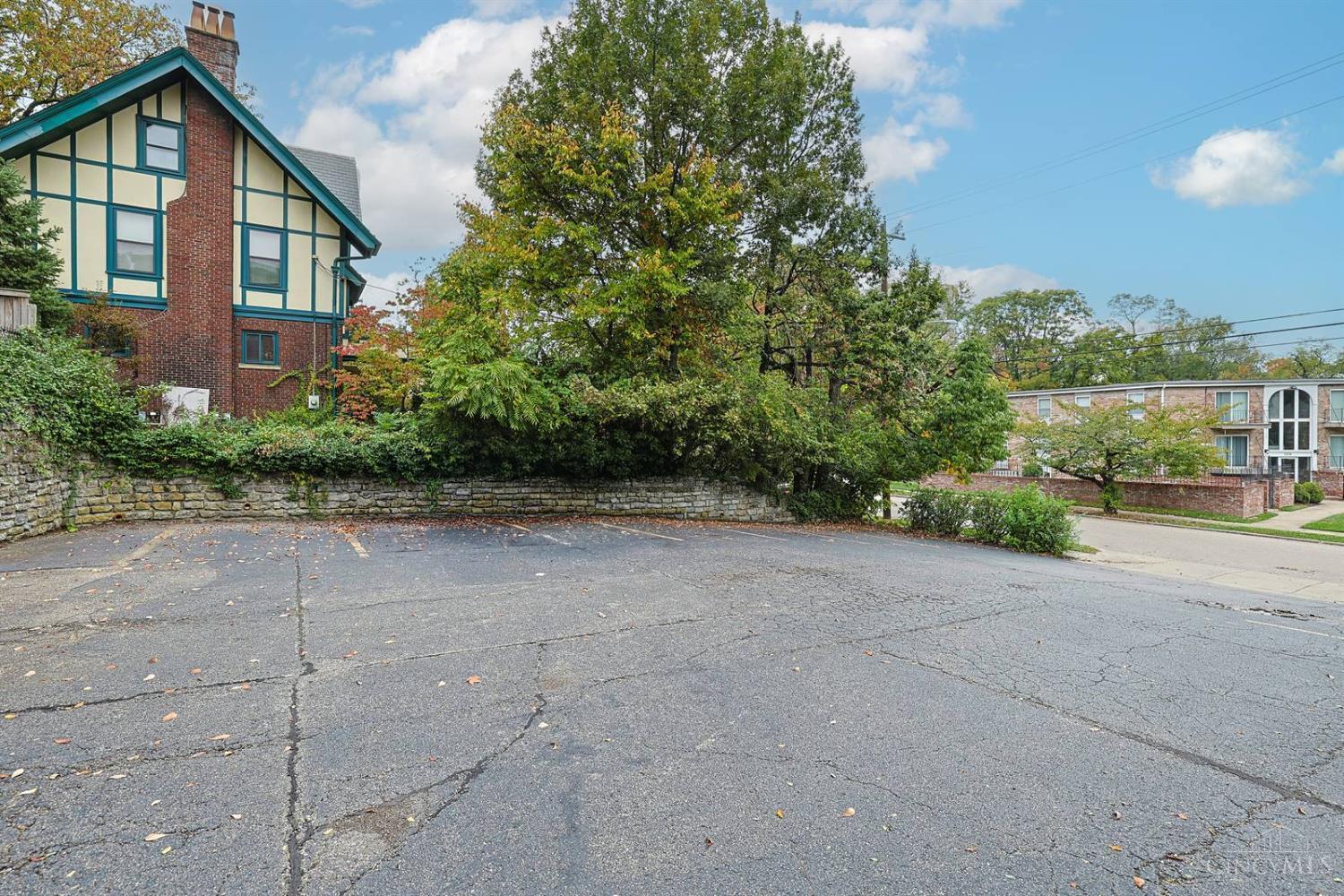 2270 Madison Road #3D - 2