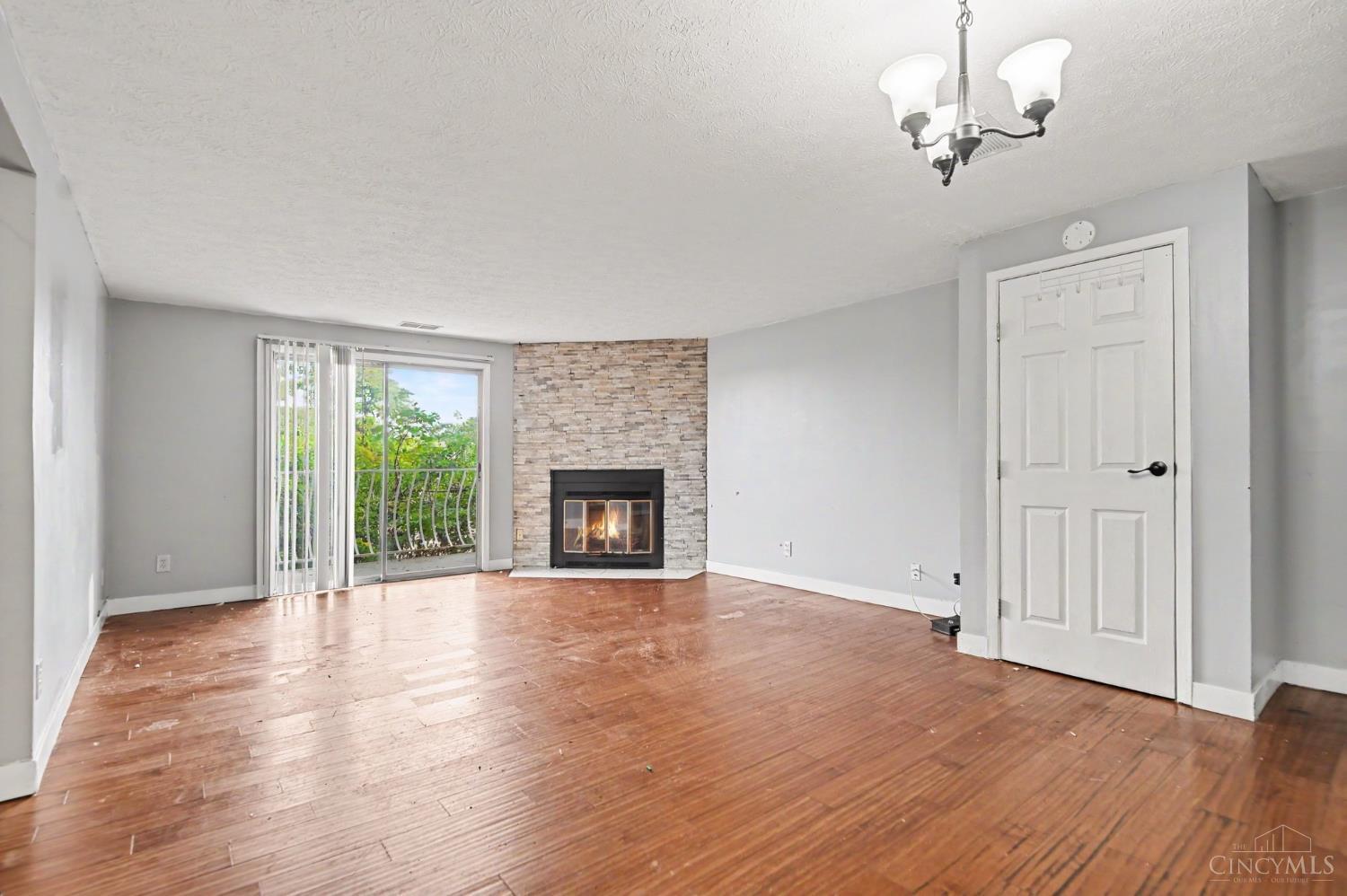 2431 Montana Avenue - 5