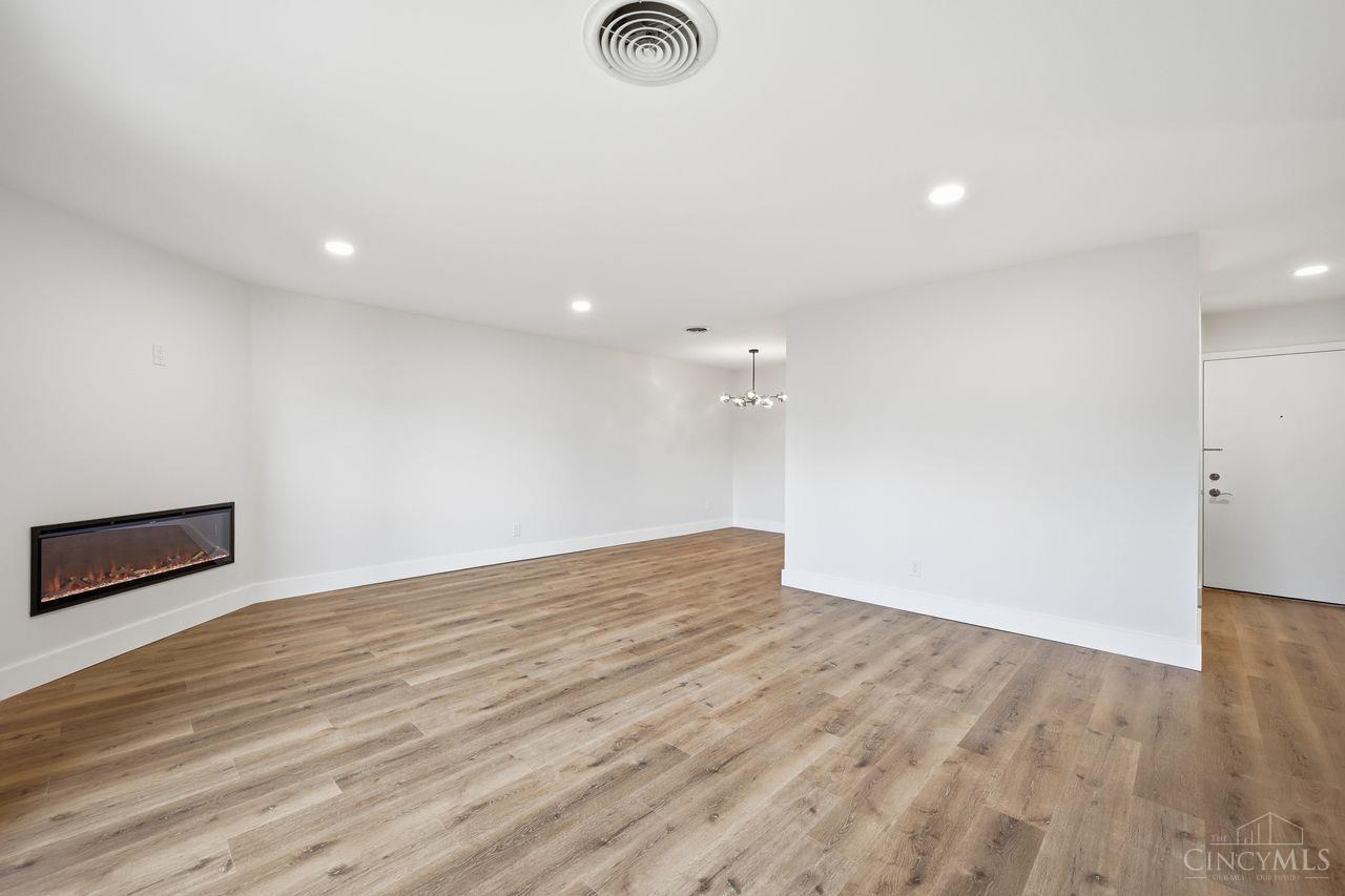 3825 Petoskey Avenue #31 - 5